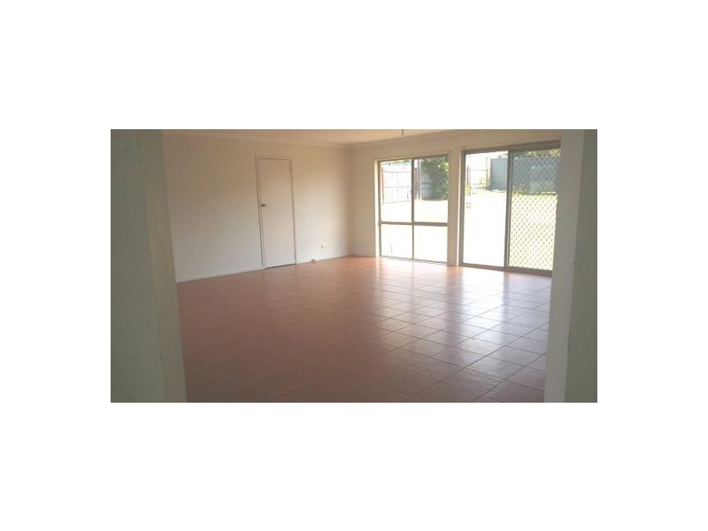 13 LUTTON ST, Boronia Heights QLD 4124