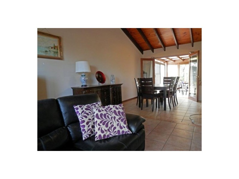 11 Longboat Place, Biggera Waters QLD 4216