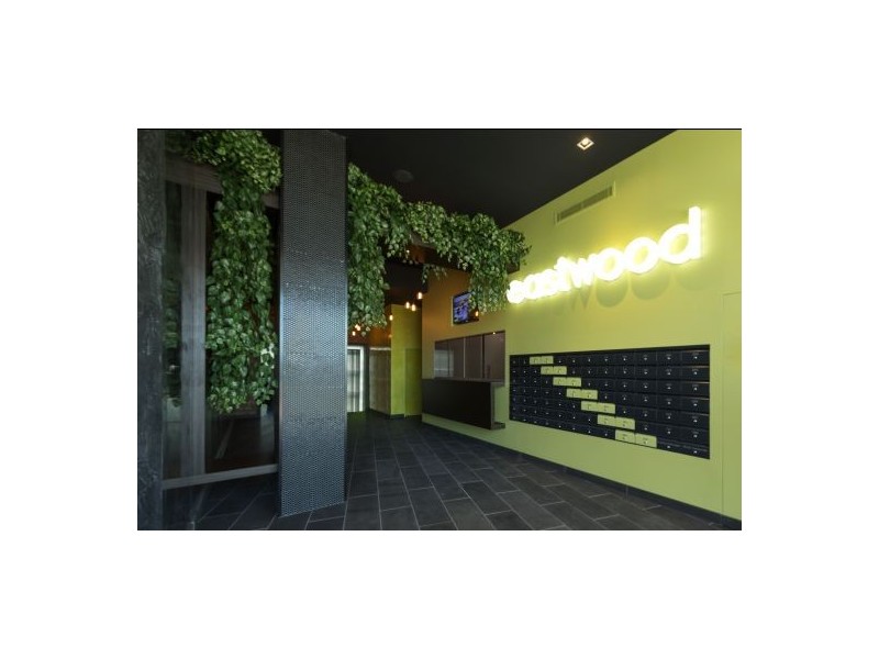 605/151 Logan Rd, Woolloongabba QLD 4102