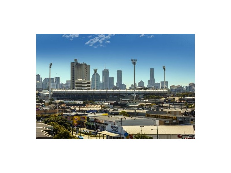 605/151 Logan Rd, Woolloongabba QLD 4102