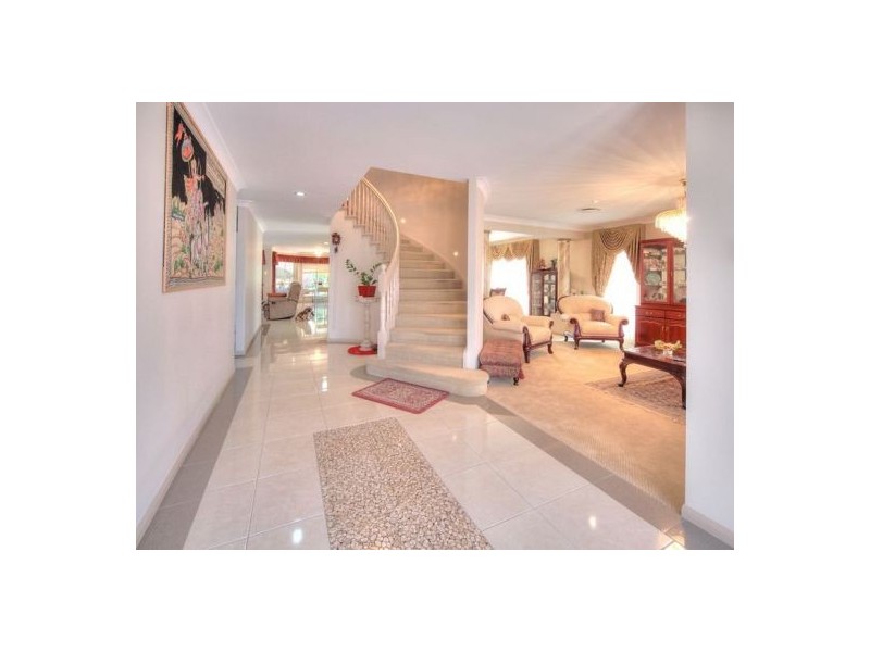 15 Candlewood Court, Stretton QLD 4116