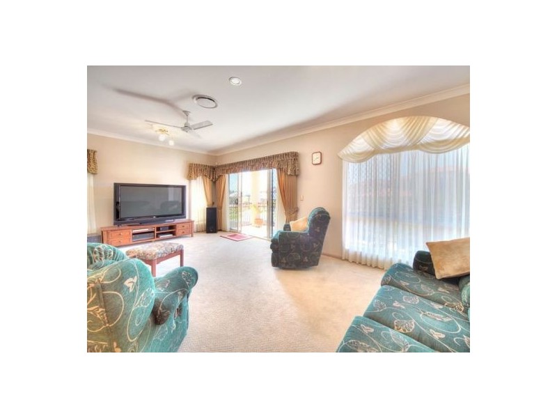 15 Candlewood Court, Stretton QLD 4116