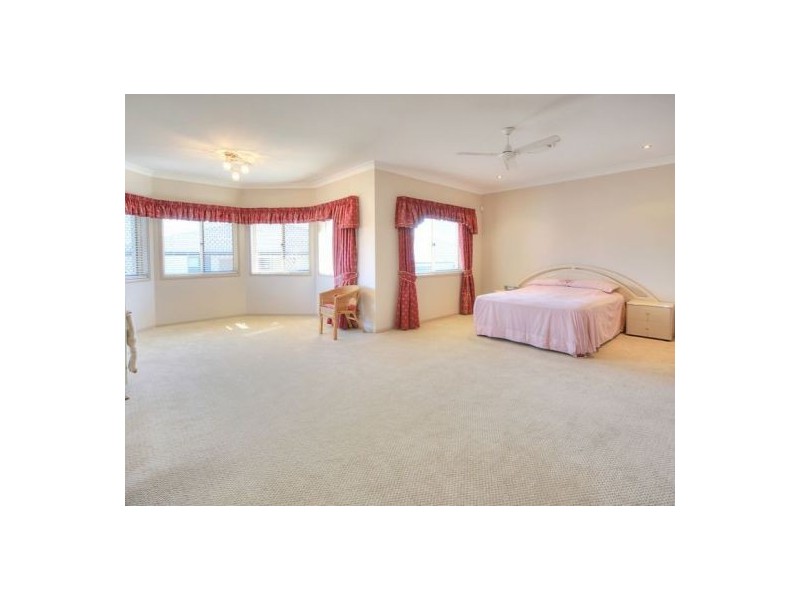 15 Candlewood Court, Stretton QLD 4116