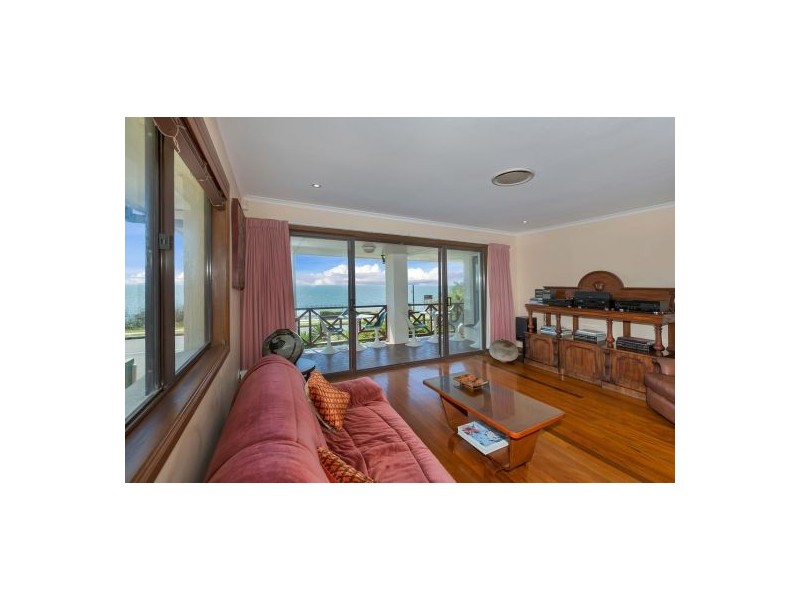 52 Gayundah, Woody Point QLD 4019
