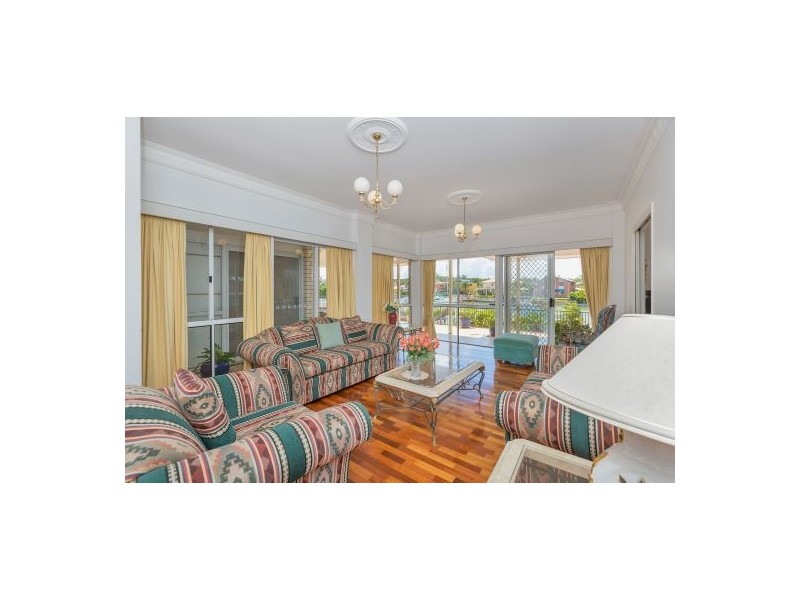 31 Keel St, Birkdale QLD 4159