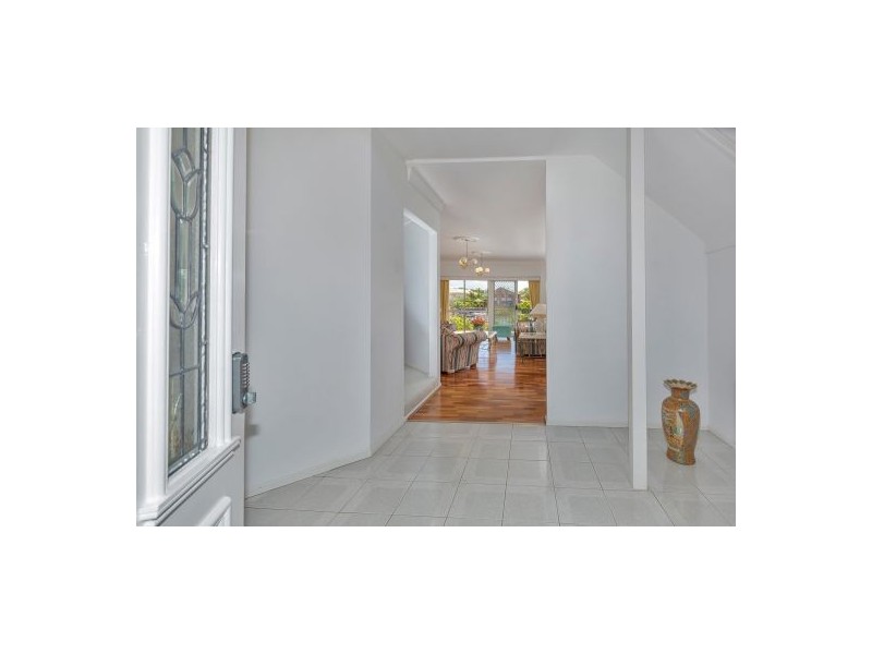 31 Keel St, Birkdale QLD 4159