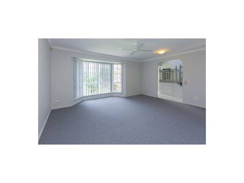 10 ORANIA. CRES, Calamvale QLD 4116