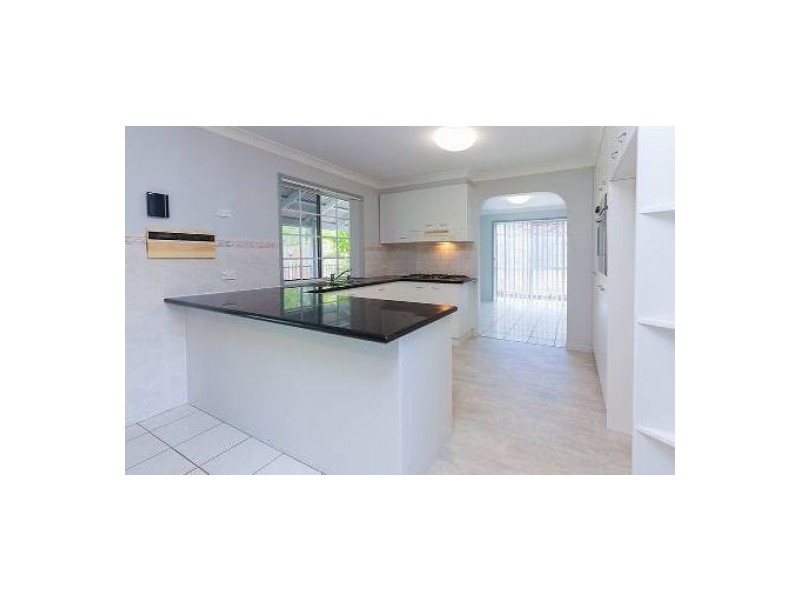 10 ORANIA. CRES, Calamvale QLD 4116