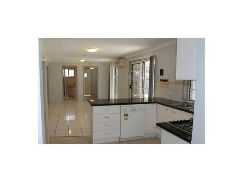 10 ORANIA. CRES, Calamvale QLD 4116