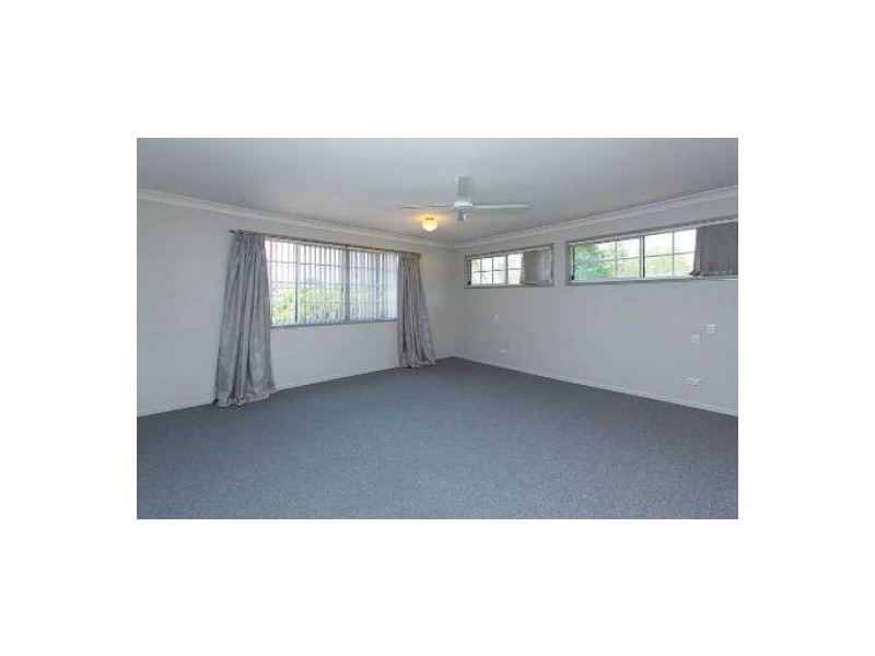 10 ORANIA. CRES, Calamvale QLD 4116