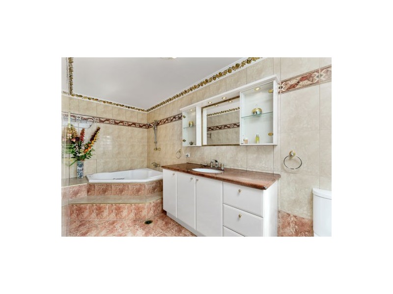 1257 Mt Gravatt-Capalaba Road, Burbank QLD 4156