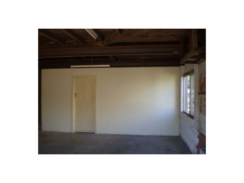 15. Love Street, Fairfield QLD 4103