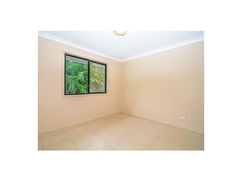 6 Great Ct, Regents Park QLD 4118