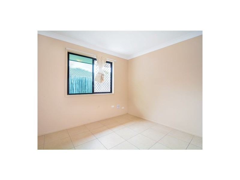 6 Great Ct, Regents Park QLD 4118