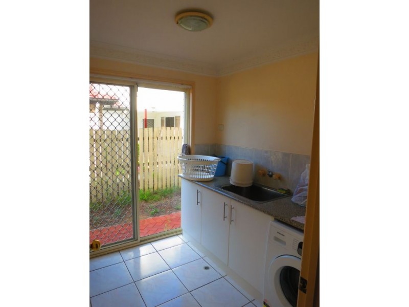 38 Mains Rd, Sunnybank QLD 4109