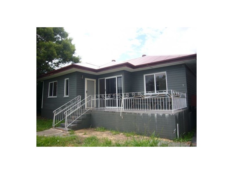 72. Meadow Ave, Coopers Plains QLD 4108