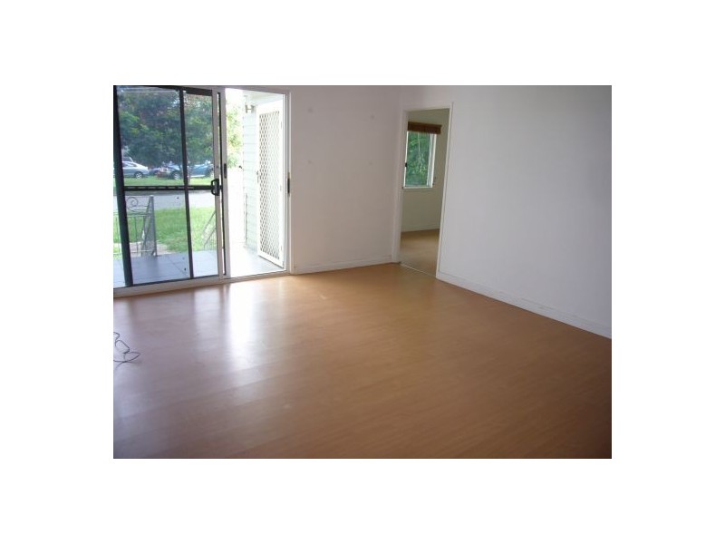 72. Meadow Ave, Coopers Plains QLD 4108