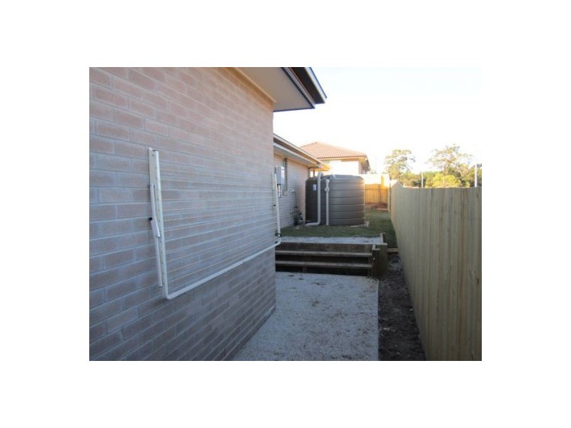 3 Perger St, Pimpama QLD 4209