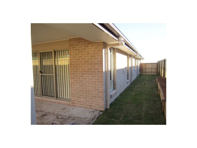 3 Perger St, Pimpama QLD 4209