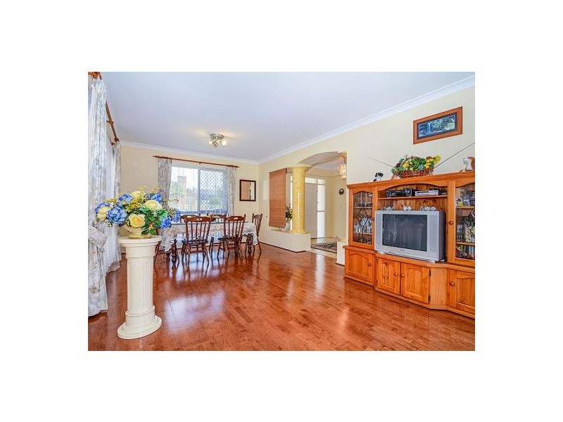 8 Falaise Pl, Sunnybank Hills QLD 4109