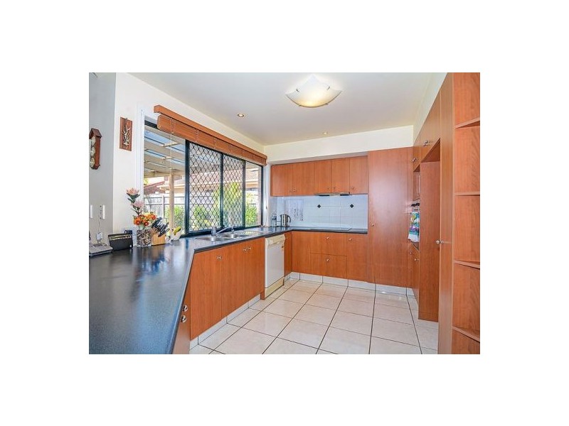 8 Falaise Pl, Sunnybank Hills QLD 4109