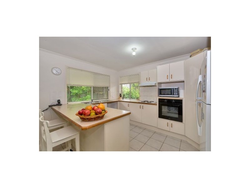 10 Curtis Pl, Calamvale QLD 4116