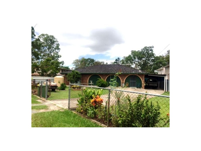 .52 Garfield Rd, Logan Central QLD 4114