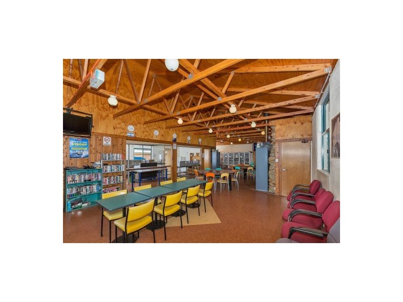 1/80. High St, Stanthorpe QLD 4380