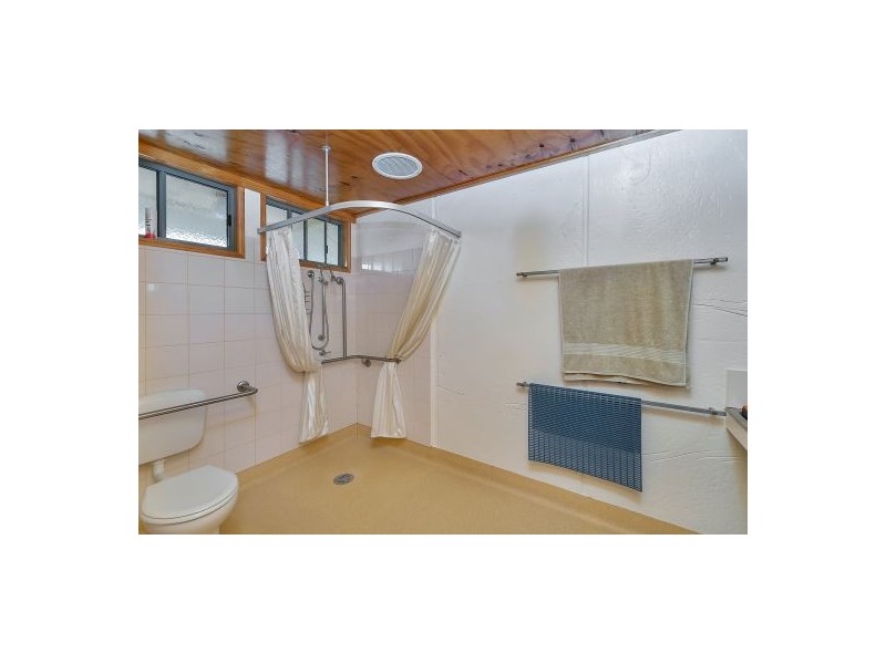 1/80. High St, Stanthorpe QLD 4380