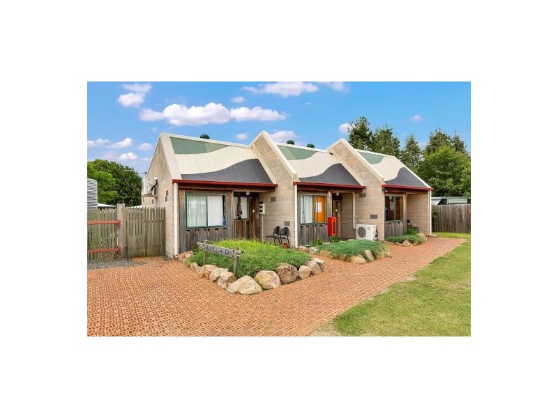 80 High St, Stanthorpe QLD 4380