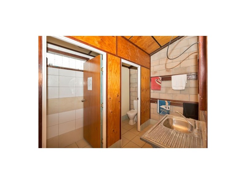 80 High St, Stanthorpe QLD 4380