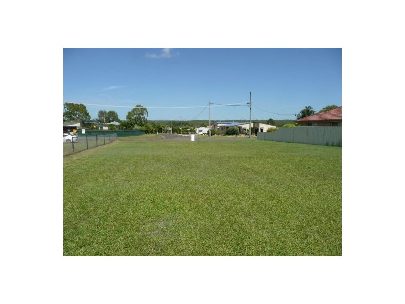 69 Marco Polo Dr, Cooloola Cove QLD 4580