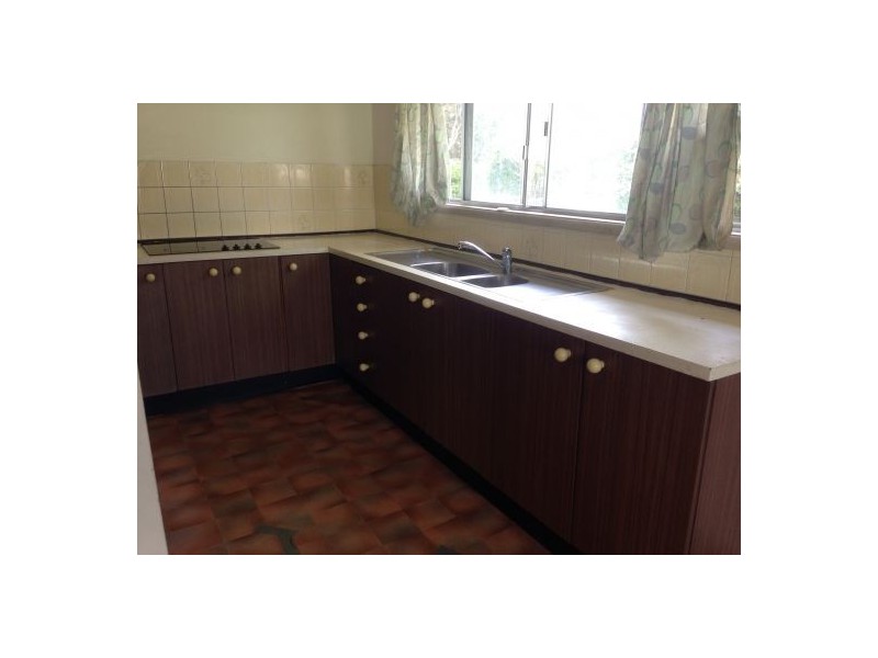 162 Hammersmith St, Coopers Plains QLD 4108