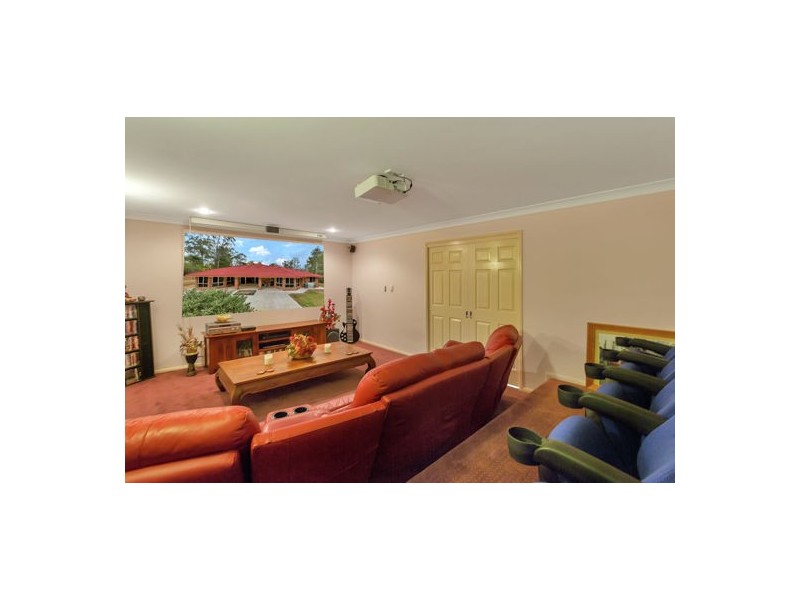 15-17 Belinda Court, Munruben QLD 4125