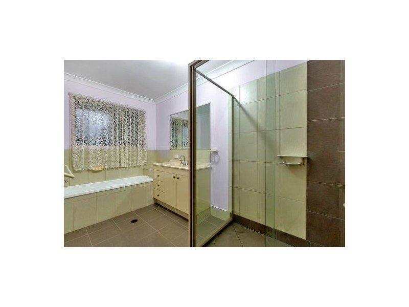15-17 Belinda Court, Munruben QLD 4125