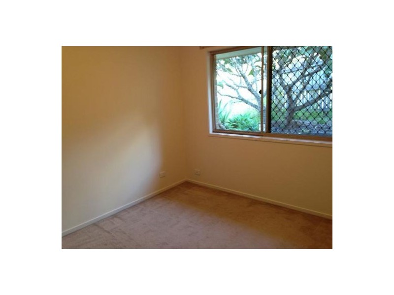 32 Minkara St, Indooroopilly QLD 4068