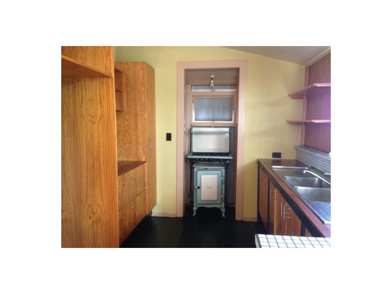 25 Merton Rd, Woolloongabba QLD 4102