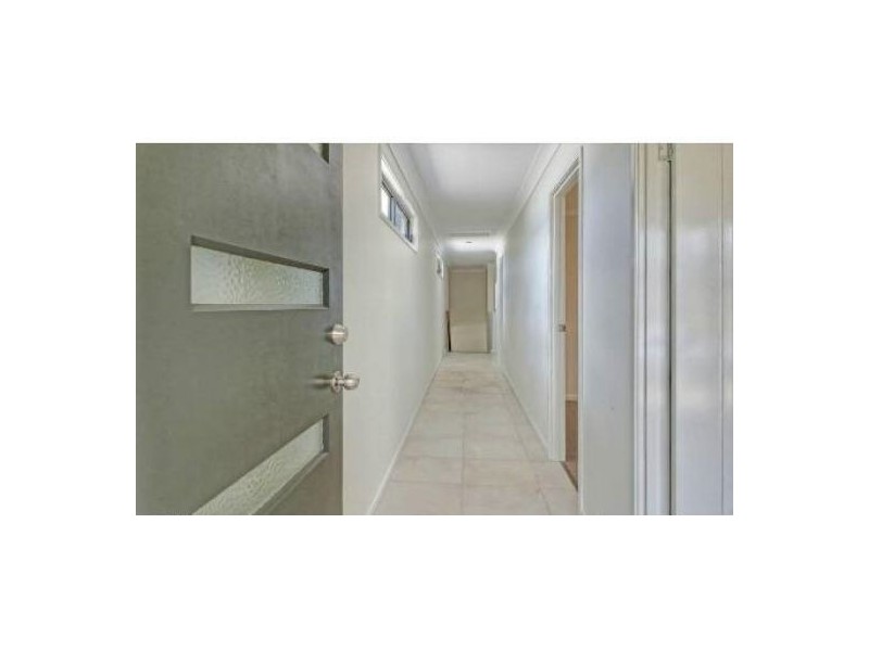 20 Basil Street, Springfield Lakes QLD 4300