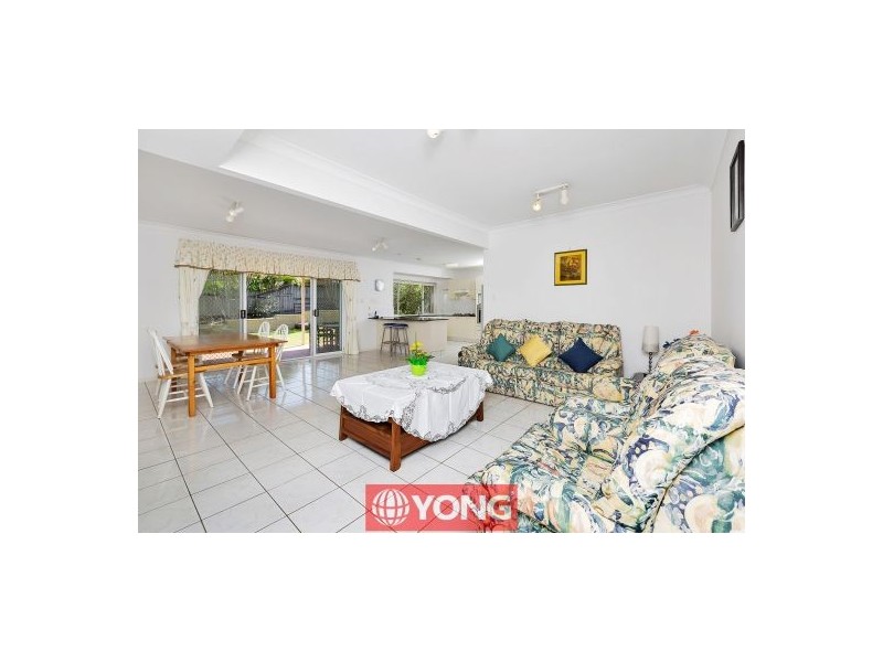 16 Kakirra Pl, Eight Mile Plains QLD 4113