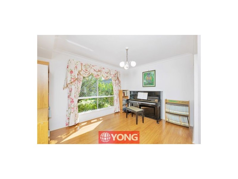 16 Kakirra Pl, Eight Mile Plains QLD 4113