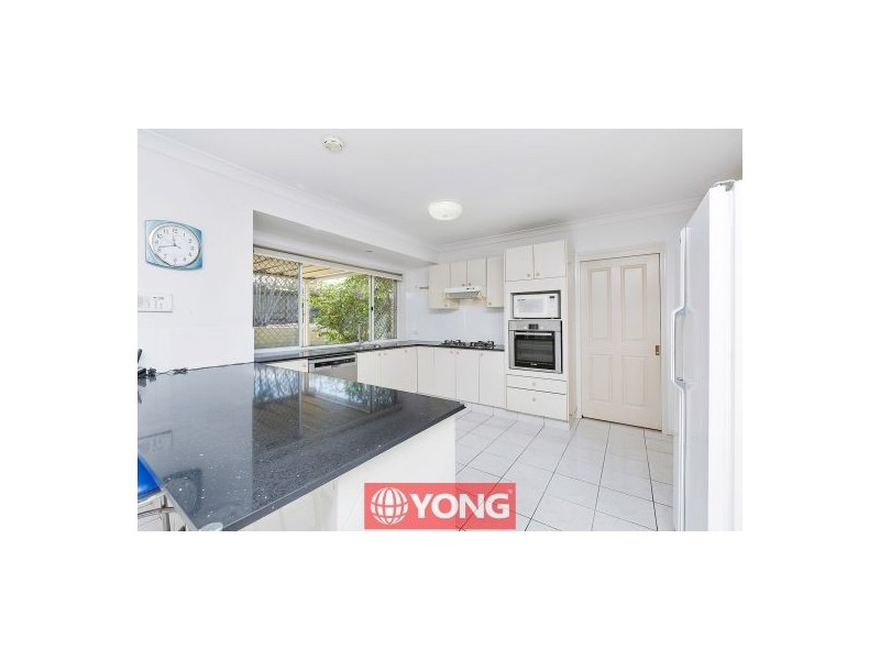 16 Kakirra Pl, Eight Mile Plains QLD 4113