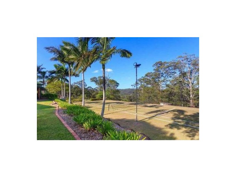 50 Bundaleer St, Brookfield QLD 4069