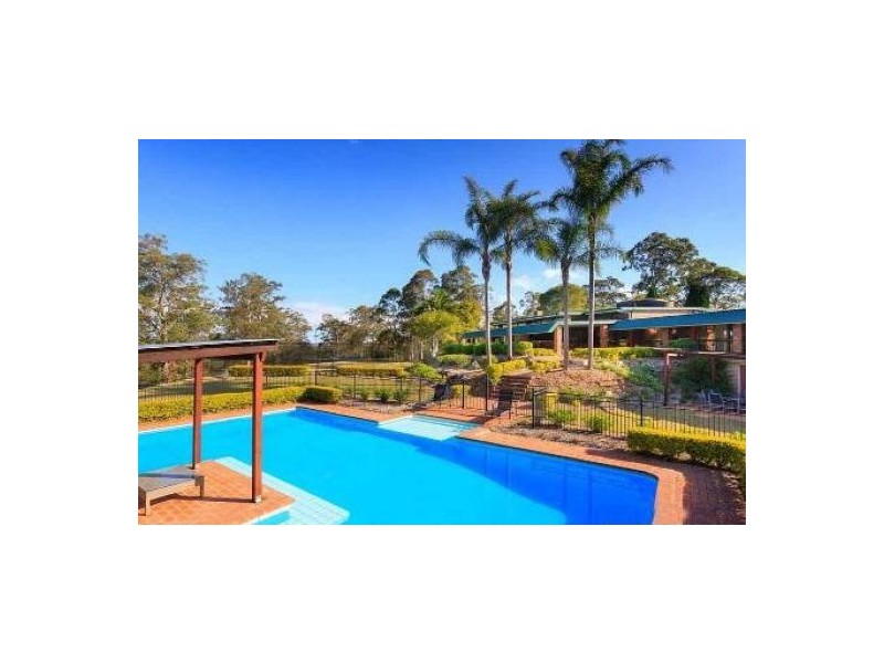 50 Bundaleer St, Brookfield QLD 4069