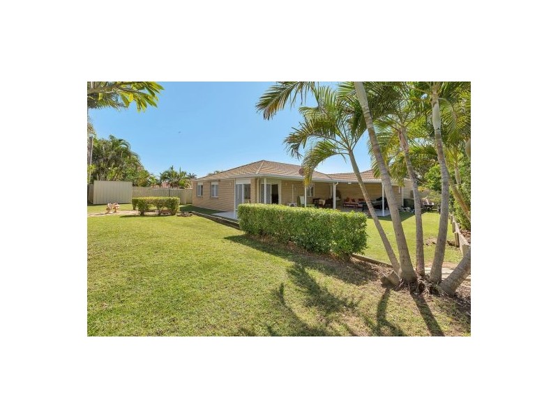 42 Glenfield St, Parkinson QLD 4115