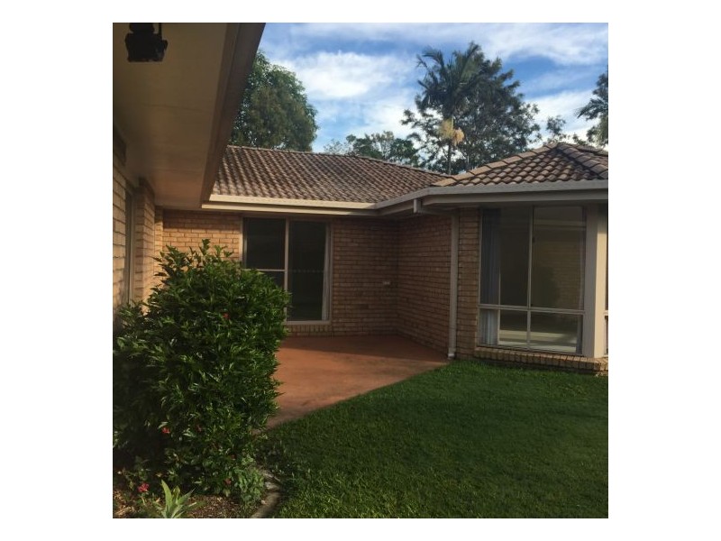 15 Daffodil St, Calamvale QLD 4116