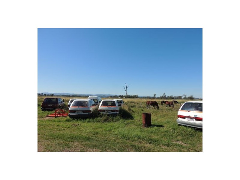 854 Clarendon Road, Clarendon QLD 4311