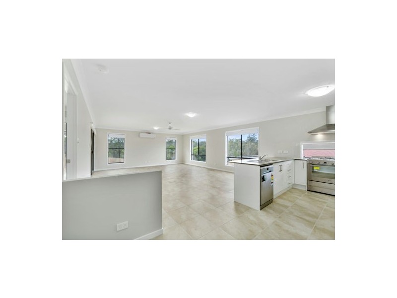 146 Eugene Street, Bellbird Park QLD 4300