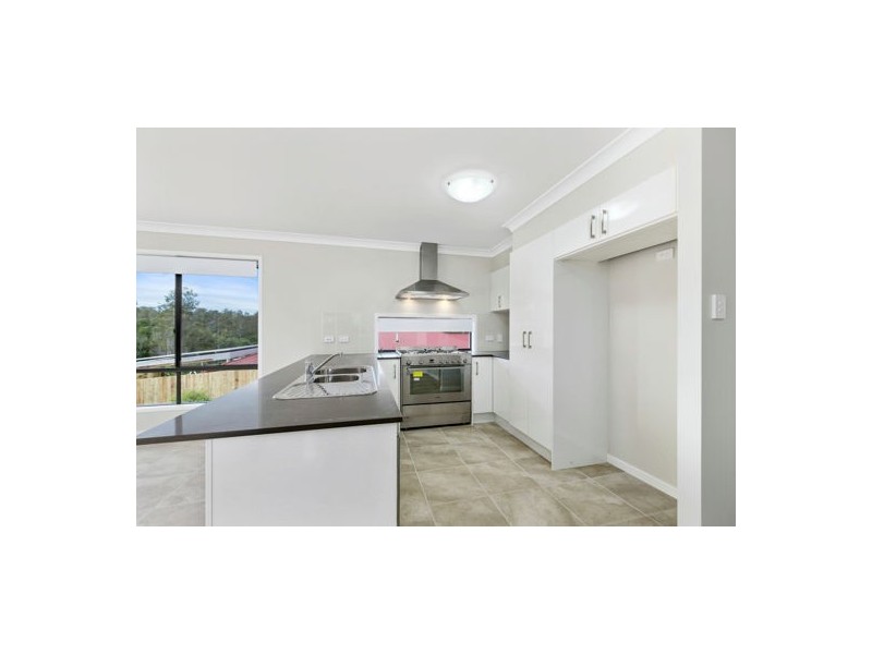 146 Eugene Street, Bellbird Park QLD 4300