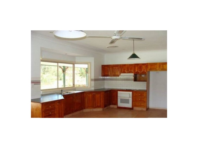 261 Clagiraba Rd, Mount Nathan QLD 4211