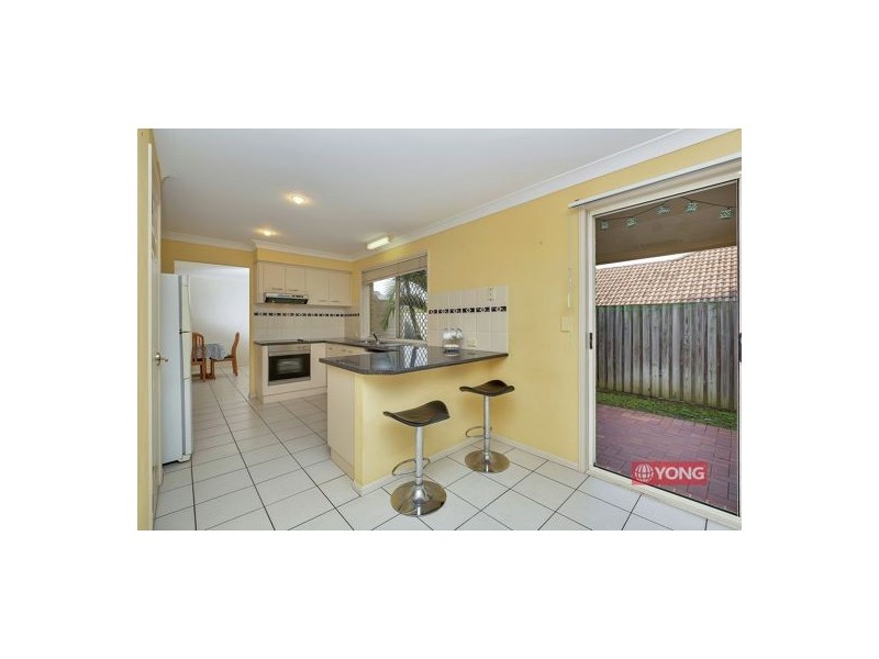12 Albert Pl, Parkinson QLD 4115